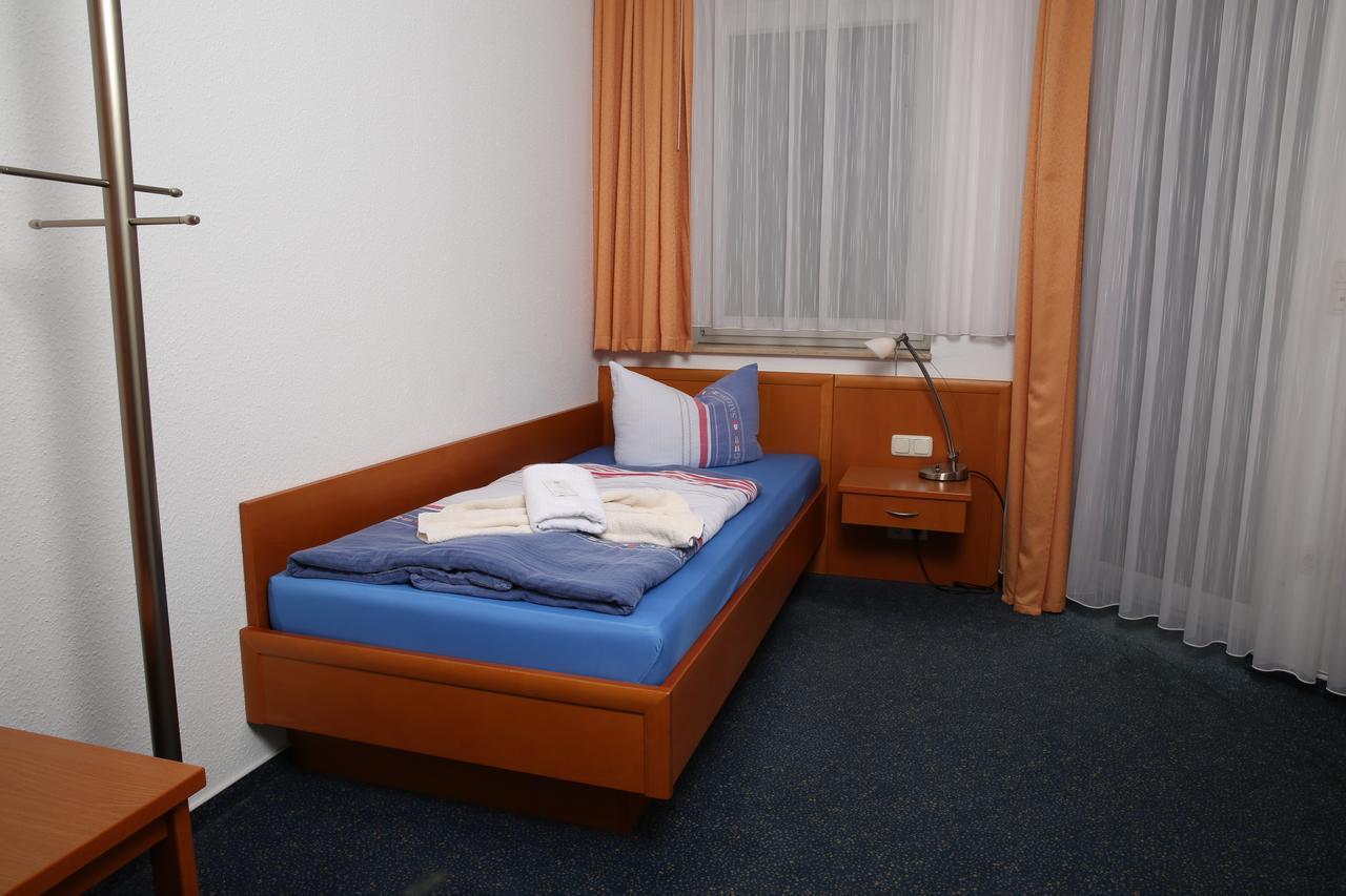 Hotel Kuhfelder Hof Exterior photo